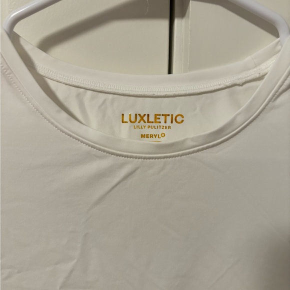 Lilly Pulitzer Westley Active Tee UPF+ 50 Size XXS Resort White - Picture 2 of 4